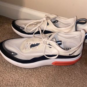 Wmns Air Max Dia SE 'Pale Ivory'